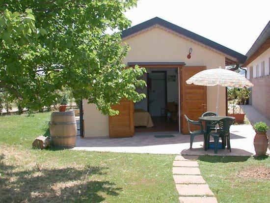 Agriturismo Podere San Michele Сан-Винченцо Экстерьер фото
