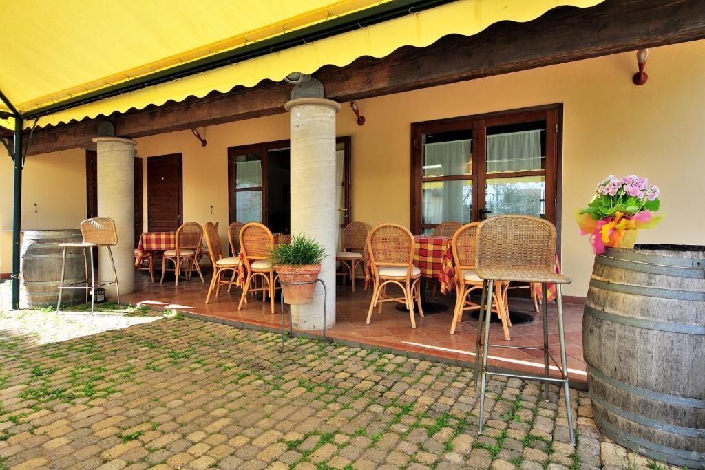 Agriturismo Podere San Michele Сан-Винченцо Экстерьер фото